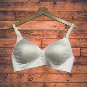 5 for $25🔥Warners Cream Nursing Bra‎ 36B